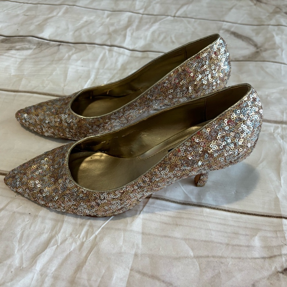 White House Black Market Gold Sequined Heels